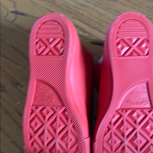 Shoes - Picture 4 of 5